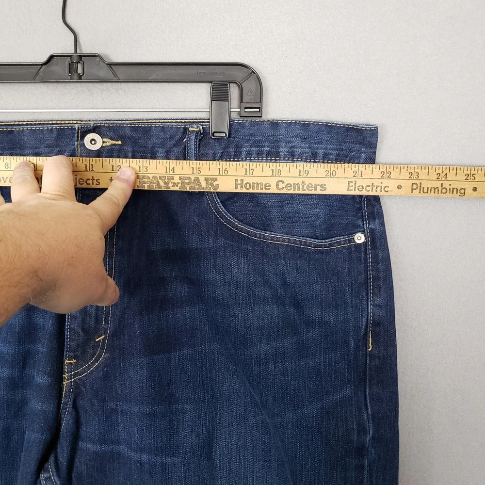 Levi's 559 Relaxed Straight Fit Jeans 100% Cotton Dark Wash Denim Size 42x32‎
